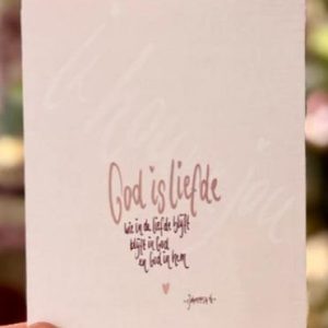 God is Liefde A6 kaart