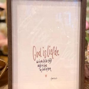 God is Liefde A4 poster